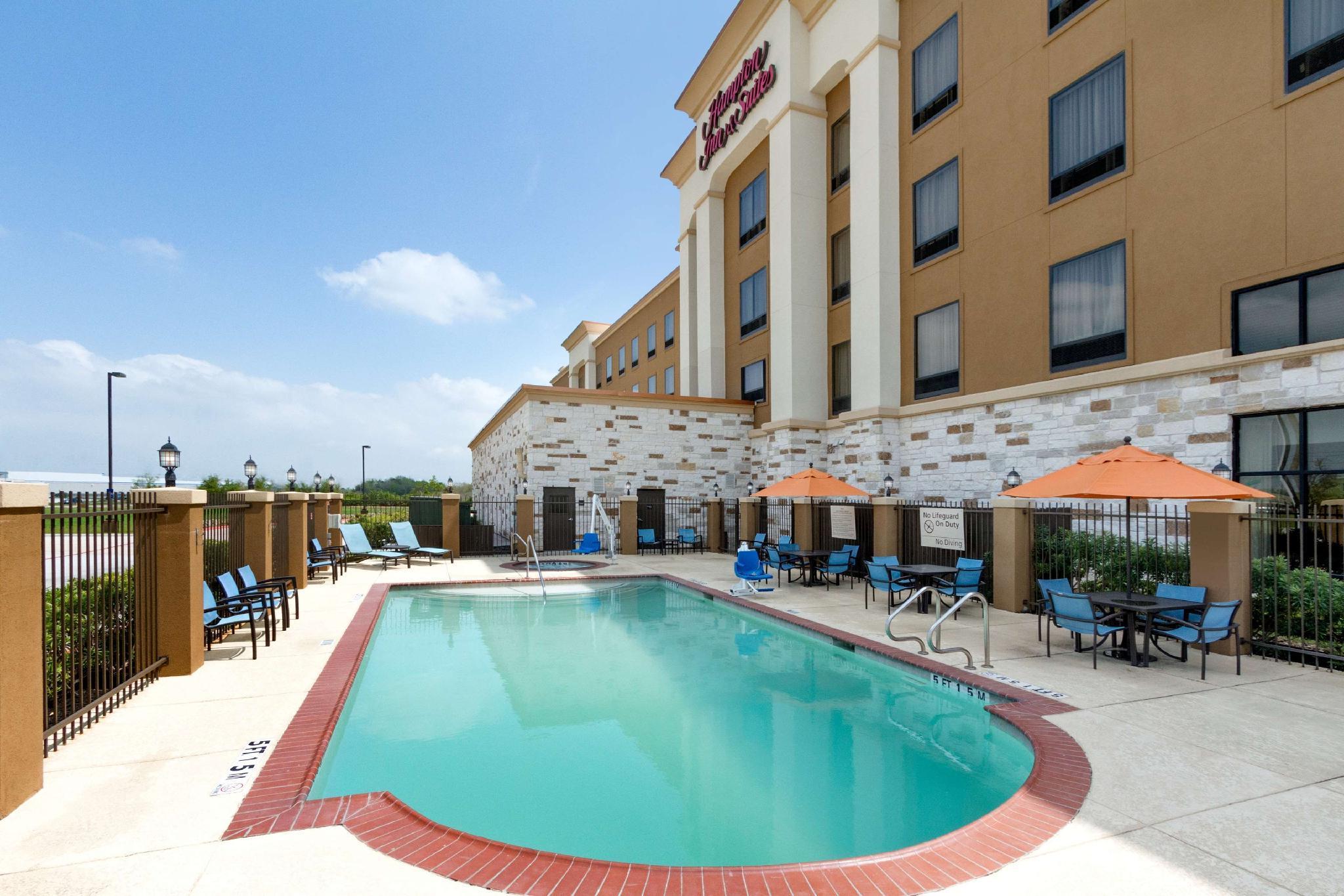 Hampton Inn And Suites Houston Pasadena Exterior photo
