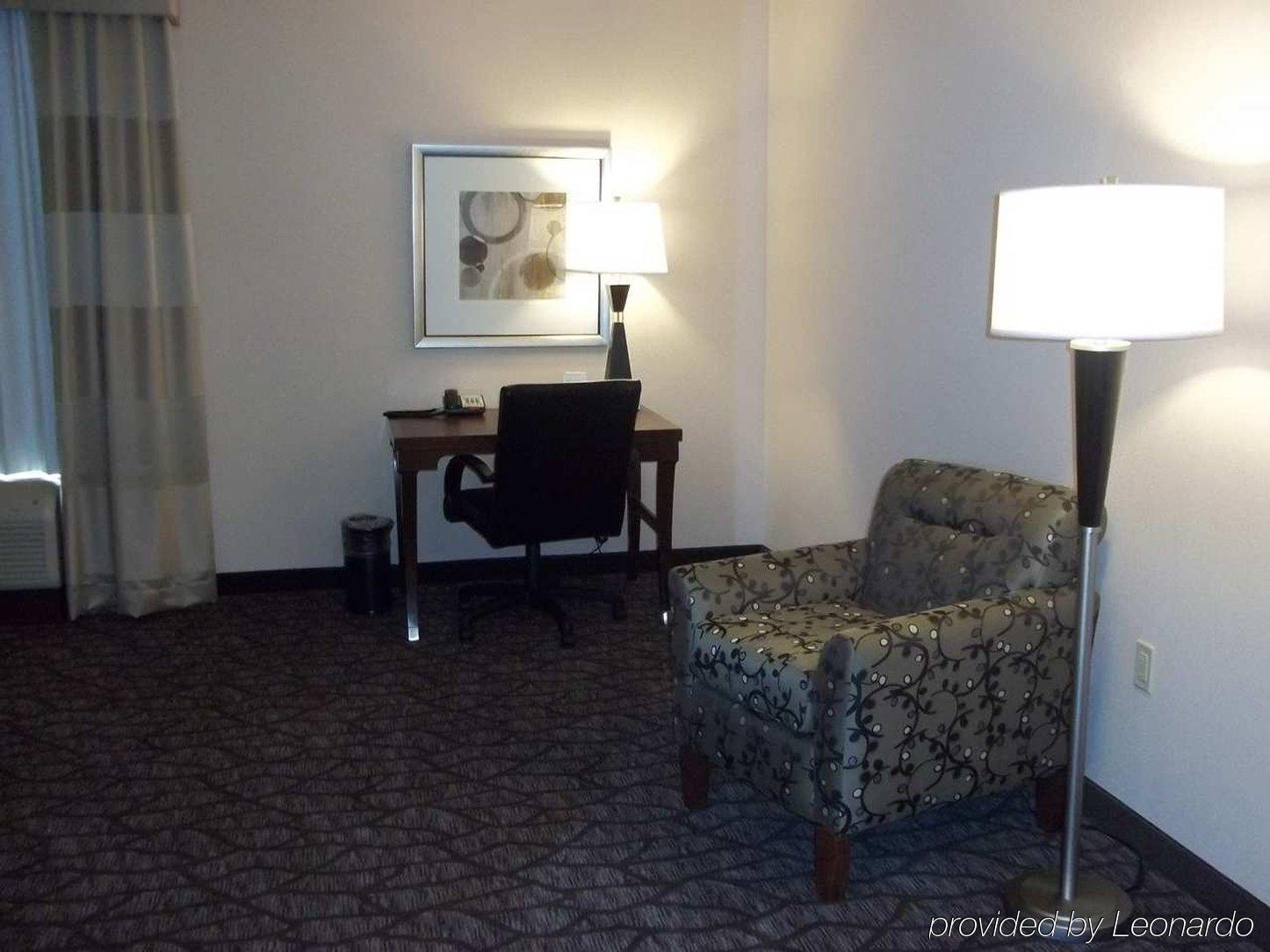 Hampton Inn And Suites Houston Pasadena Room photo